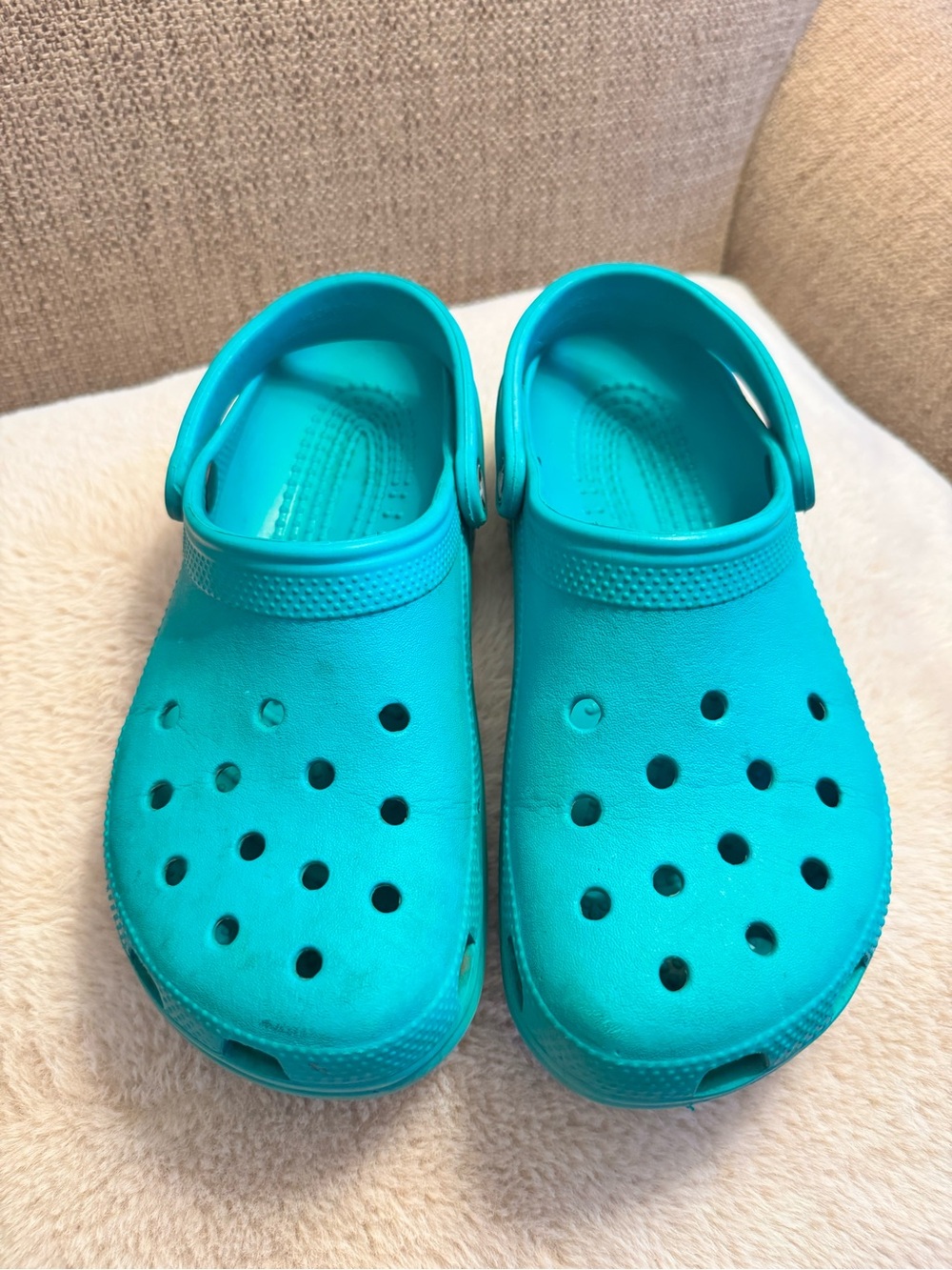CROCS Classic Clog in Teal